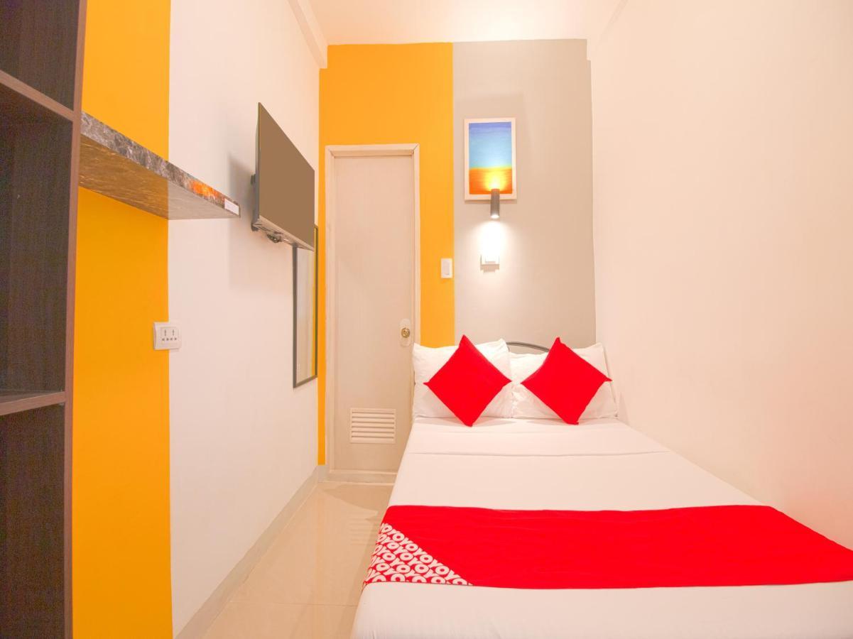 Hometel Barrio House Mactan 麦克坦 外观 照片