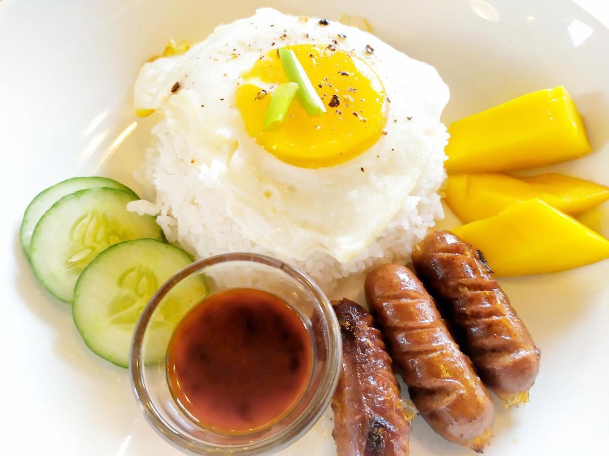 Hometel Barrio House Mactan 麦克坦 外观 照片