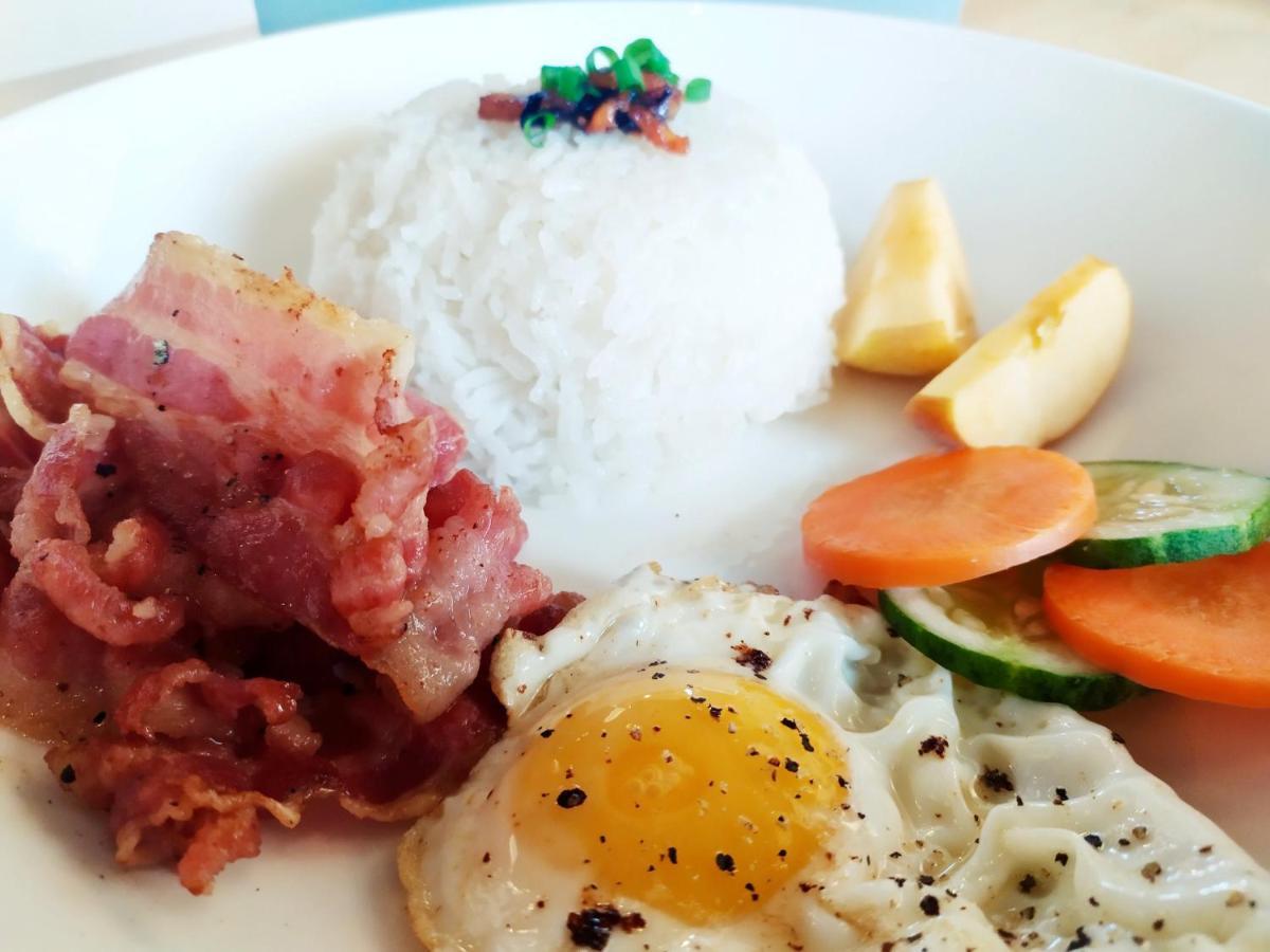 Hometel Barrio House Mactan 麦克坦 外观 照片