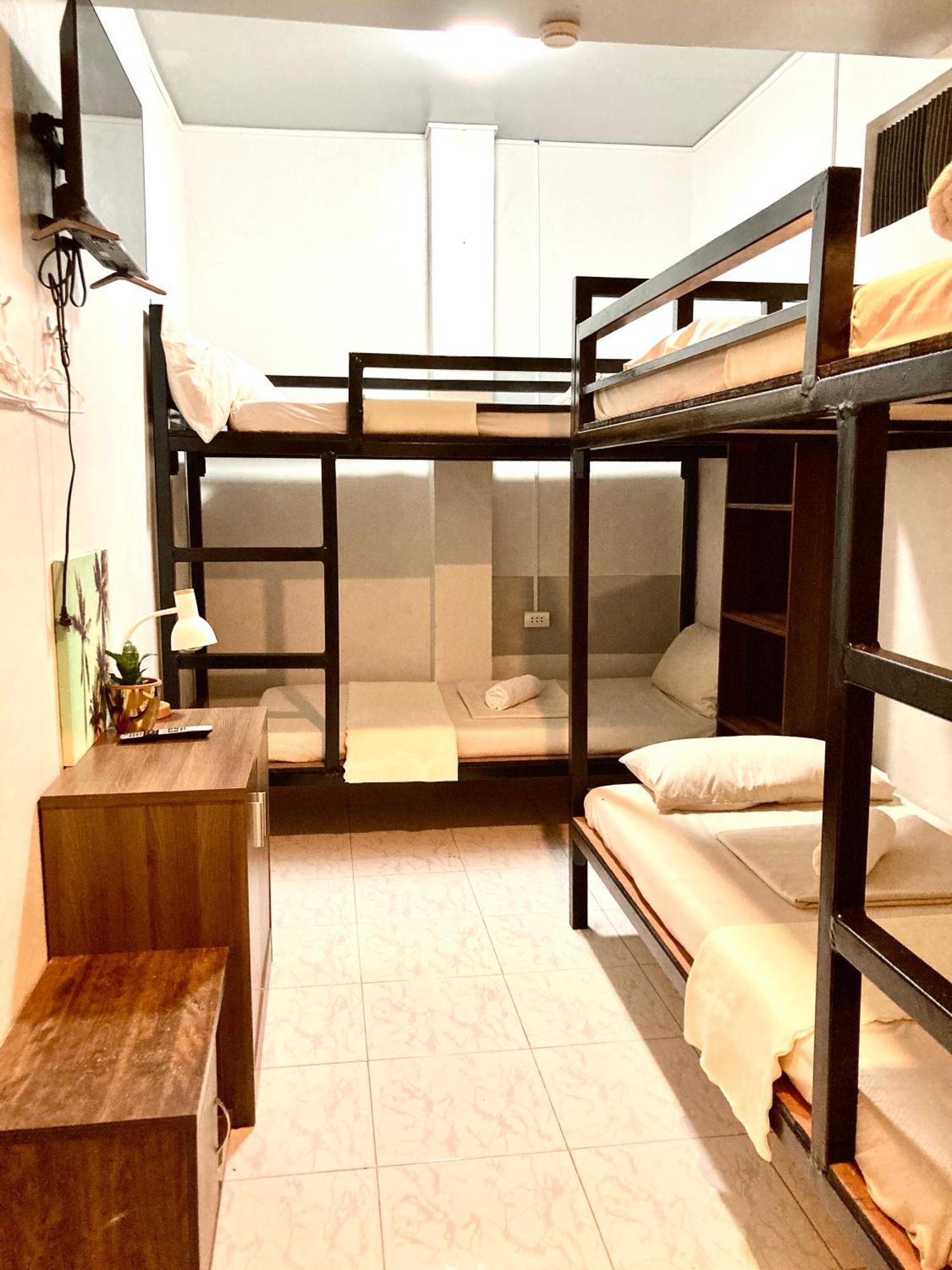 Hometel Barrio House Mactan 麦克坦 外观 照片