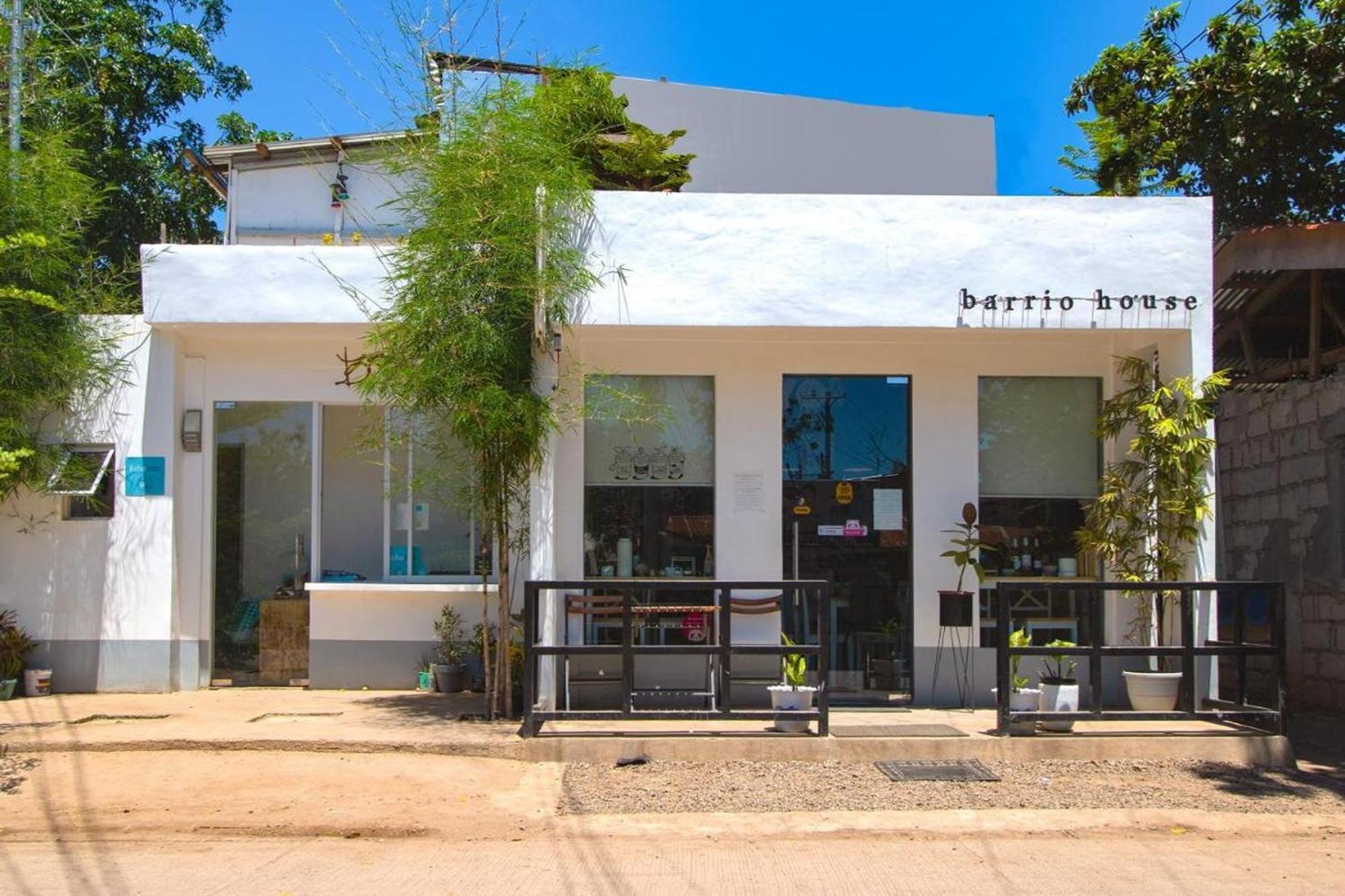 Hometel Barrio House Mactan 麦克坦 外观 照片
