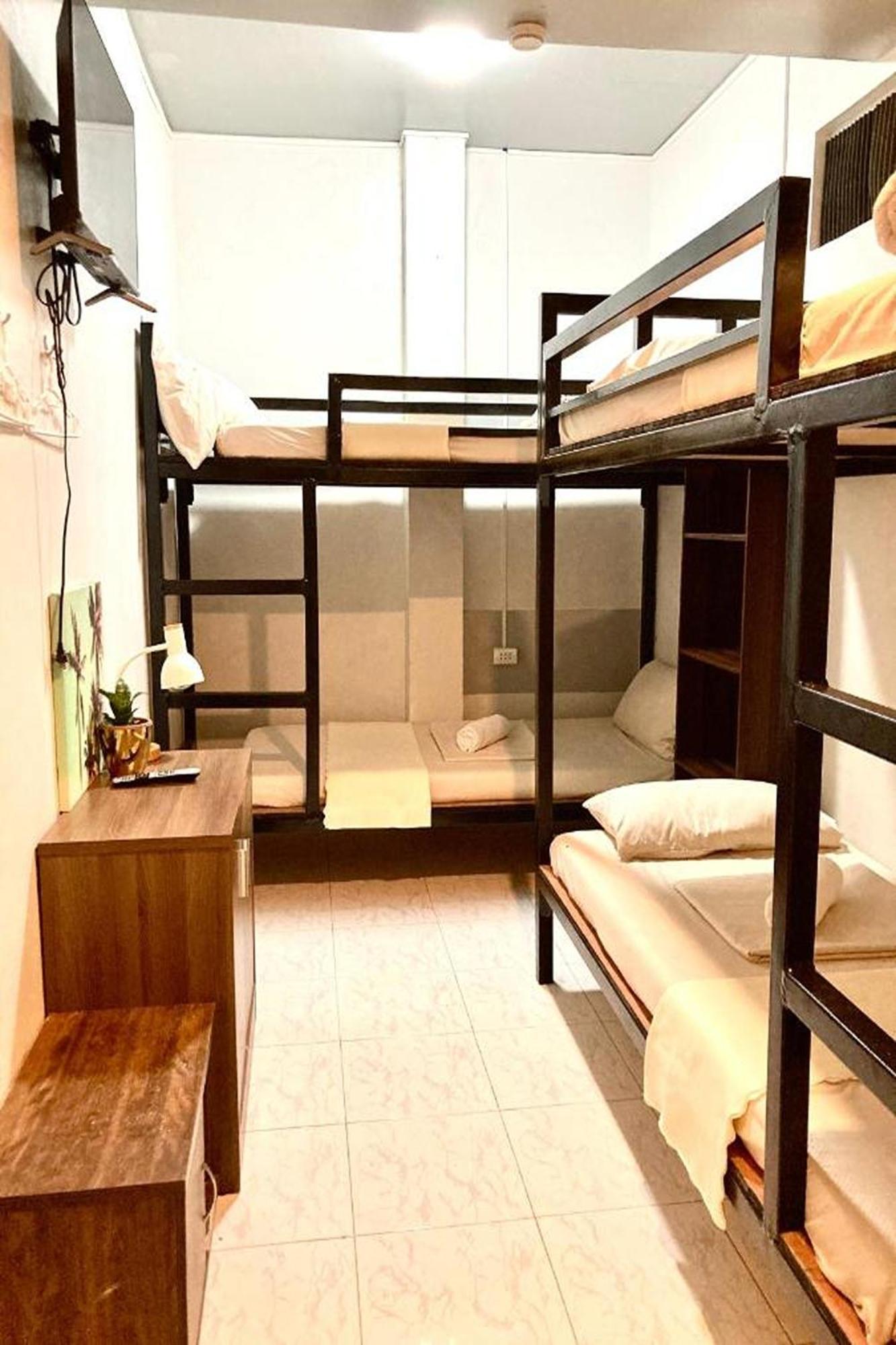 Hometel Barrio House Mactan 麦克坦 外观 照片