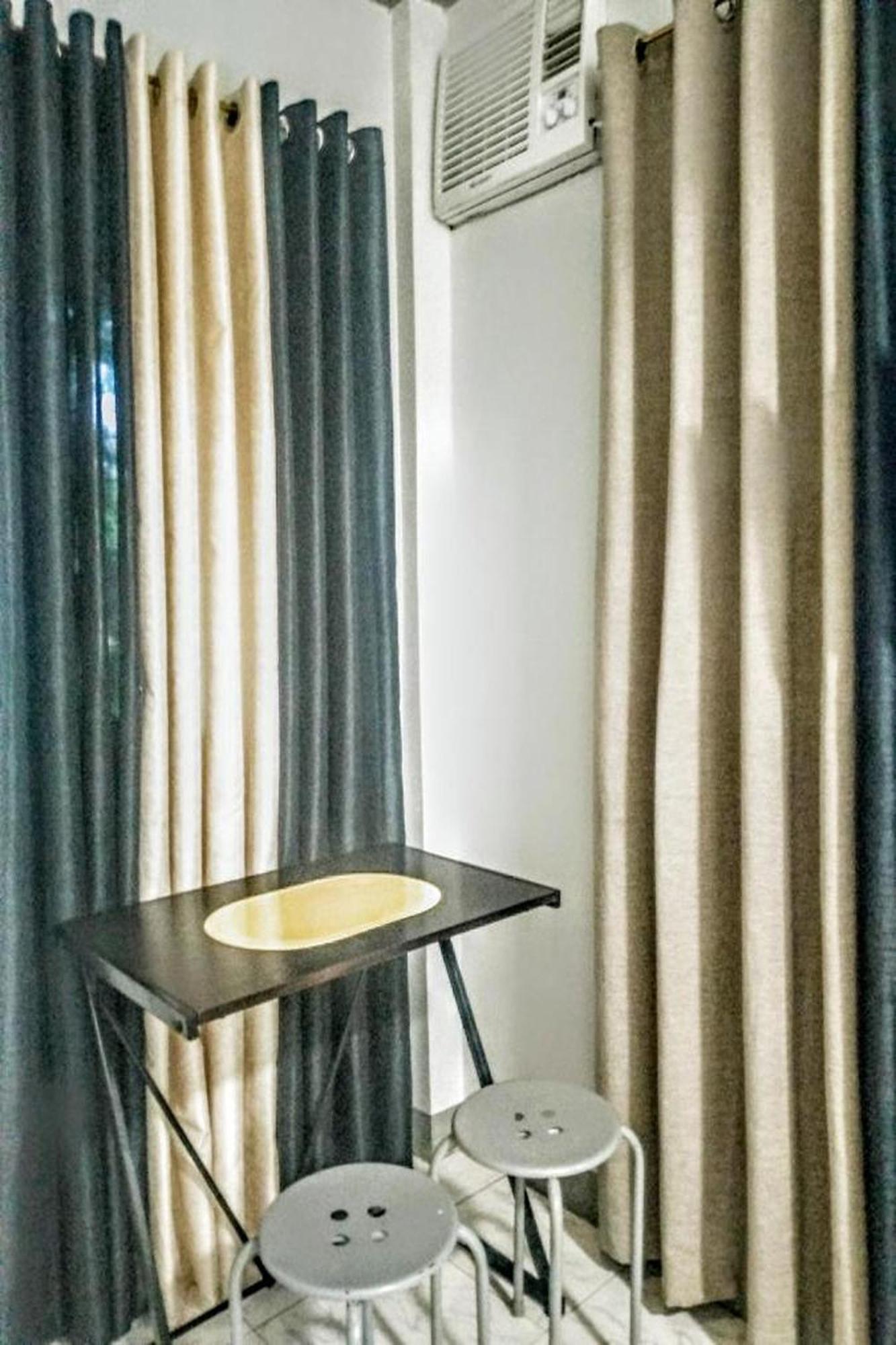 Hometel Barrio House Mactan 麦克坦 外观 照片